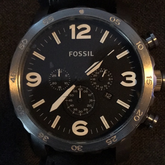 FOSSIL CHRONOGRAPH SS BLACK LEATHER MENS WRIST WATCH W/ COLLECTOR TIN NEW - Picture 5 of 11